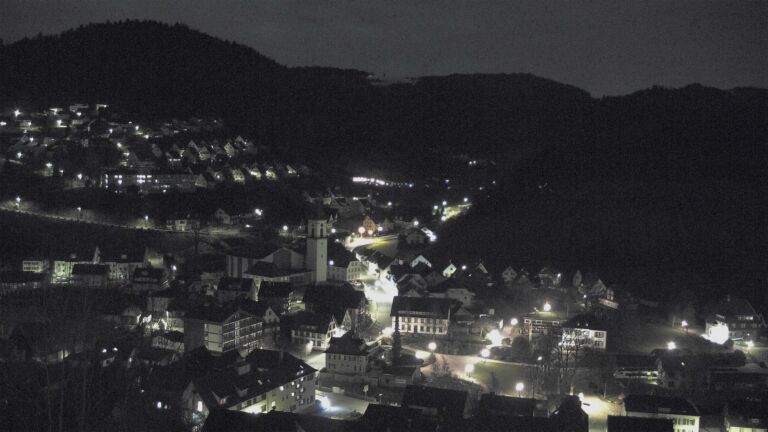 Dieses Bild zeigt eine Webcam-Aufnahme von Ottenhöfen, aufgenommen am Mittwoch, den 01.04.2026 um 00:00 Uhr