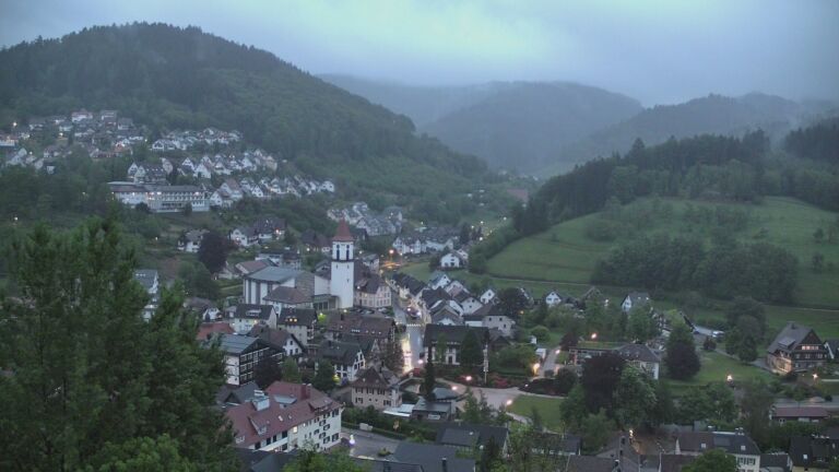 Dieses Bild zeigt eine Webcam-Aufnahme von Ottenhöfen, aufgenommen am Mittwoch, den 06.05.2026 um 20:50 Uhr