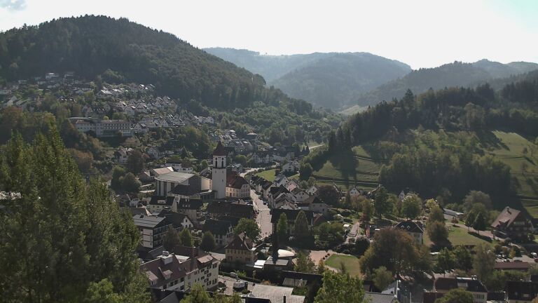 Dieses Bild zeigt eine Webcam-Aufnahme von Ottenhöfen, aufgenommen am Montag, den 05.10.2026 um 12:20 Uhr