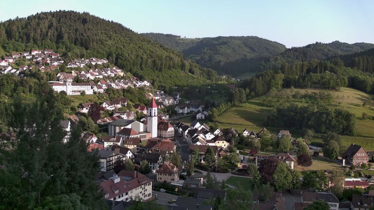 Dieses Bild zeigt eine Webcam-Aufnahme von Ottenhöfen, aufgenommen am Montag, den 25.05.2026 um 20:00 Uhr