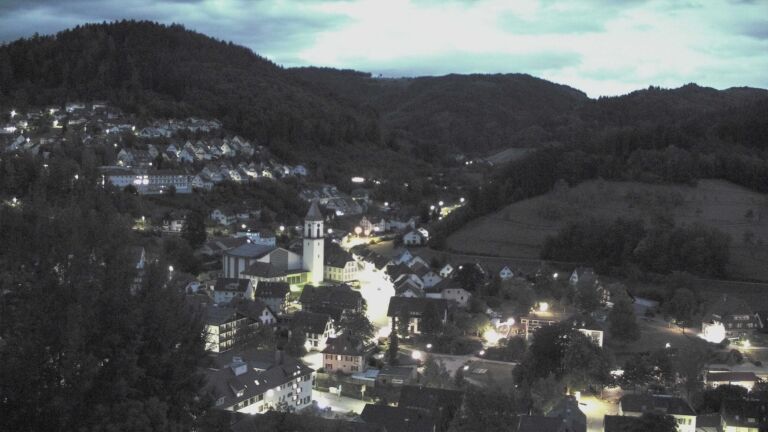 Dieses Bild zeigt eine Webcam-Aufnahme von Ottenhöfen, aufgenommen am Samstag, den 29.08.2026 um 06:00 Uhr