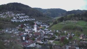 Dieses Bild zeigt eine Webcam-Aufnahme von Ottenhöfen, aufgenommen am Samstag, den 18.04.2026 um 06:10 Uhr