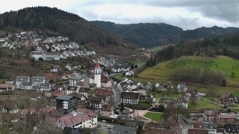 Dieses Bild zeigt eine Webcam-Aufnahme von Ottenhöfen, aufgenommen am Samstag, den 14.03.2026 um 17:30 Uhr