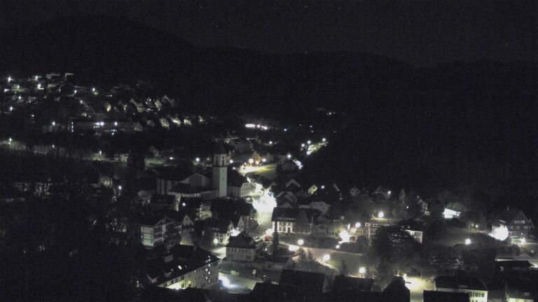 Dieses Bild zeigt eine Webcam-Aufnahme von Ottenhöfen, aufgenommen am Sonntag, den 26.04.2026 um 04:30 Uhr