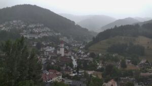 Dieses Bild zeigt eine Webcam-Aufnahme von Ottenhöfen, aufgenommen am Freitag, den 17.07.2026 um 20:50 Uhr