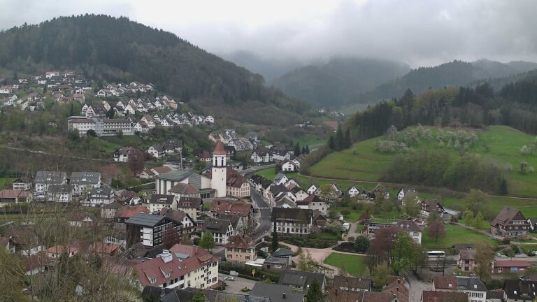 Dieses Bild zeigt eine Webcam-Aufnahme von Ottenhöfen, aufgenommen am Dienstag, den 14.04.2026 um 12:40 Uhr