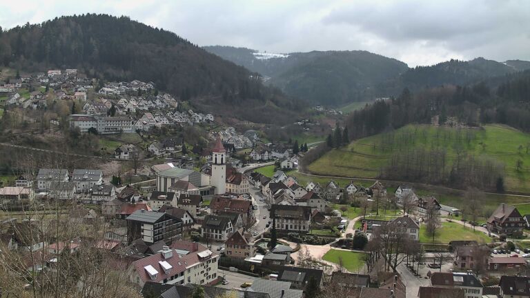 Dieses Bild zeigt eine Webcam-Aufnahme von Ottenhöfen, aufgenommen am Freitag, den 27.03.2026 um 12:30 Uhr