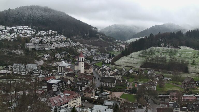 Dieses Bild zeigt eine Webcam-Aufnahme von Ottenhöfen, aufgenommen am Donnerstag, den 26.03.2026 um 08:00 Uhr