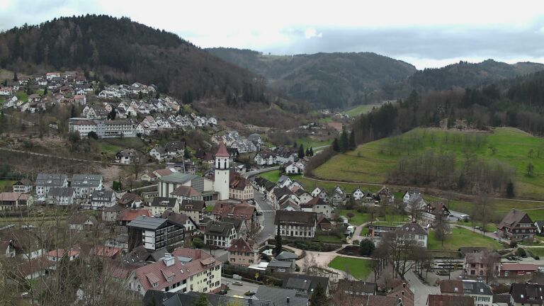 Dieses Bild zeigt eine Webcam-Aufnahme von Ottenhöfen, aufgenommen am Dienstag, den 17.03.2026 um 14:40 Uhr