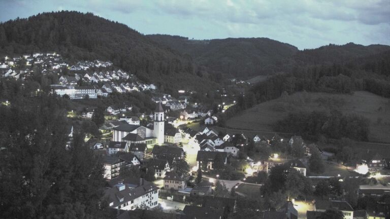 Dieses Bild zeigt eine Webcam-Aufnahme von Ottenhöfen, aufgenommen am Dienstag, den 08.09.2026 um 20:30 Uhr