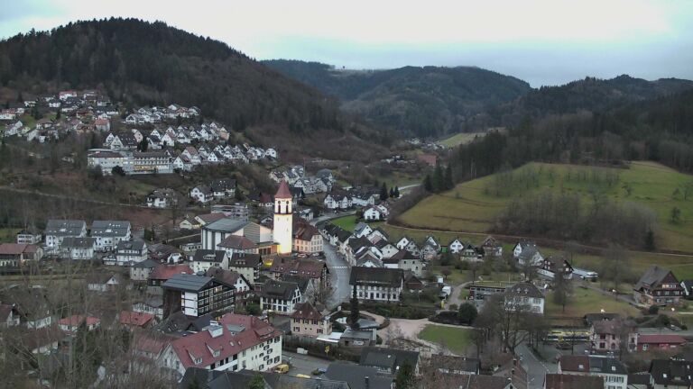 Dieses Bild zeigt eine Webcam-Aufnahme von Ottenhöfen, aufgenommen am Dienstag, den 17.02.2026 um 17:50 Uhr