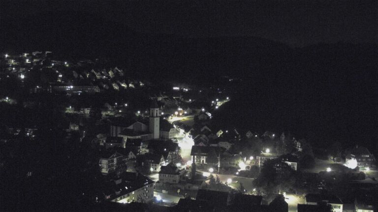 Dieses Bild zeigt eine Webcam-Aufnahme von Ottenhöfen, aufgenommen am Samstag, den 09.05.2026 um 01:00 Uhr