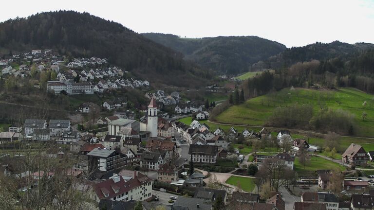 Dieses Bild zeigt eine Webcam-Aufnahme von Ottenhöfen, aufgenommen am Montag, den 06.04.2026 um 09:40 Uhr