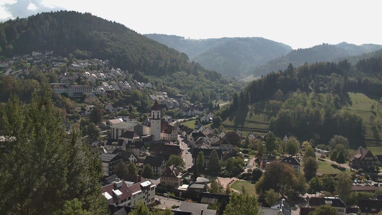 Dieses Bild zeigt eine Webcam-Aufnahme von Ottenhöfen, aufgenommen am Dienstag, den 06.10.2026 um 13:00 Uhr