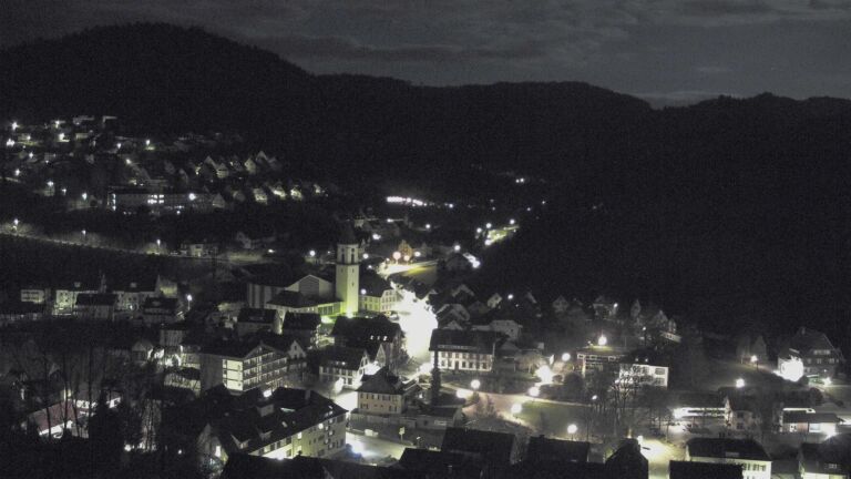 Dieses Bild zeigt eine Webcam-Aufnahme von Ottenhöfen, aufgenommen am Montag, den 06.04.2026 um 05:40 Uhr