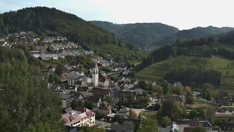 Dieses Bild zeigt eine Webcam-Aufnahme von Ottenhöfen, aufgenommen am Montag, den 28.09.2026 um 15:40 Uhr