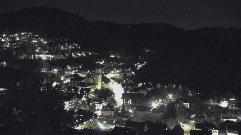 Dieses Bild zeigt eine Webcam-Aufnahme von Ottenhöfen, aufgenommen am Donnerstag, den 15.10.2026 um 20:40 Uhr