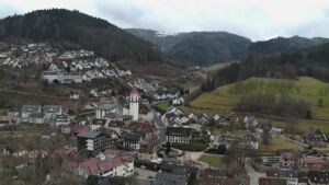 Dieses Bild zeigt eine Webcam-Aufnahme von Ottenhöfen, aufgenommen am Sonntag, den 15.02.2026 um 12:20 Uhr