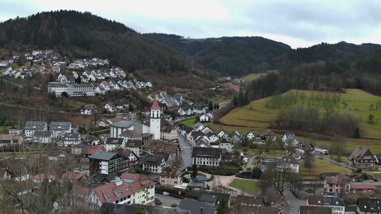 Dieses Bild zeigt eine Webcam-Aufnahme von Ottenhöfen, aufgenommen am Donnerstag, den 12.02.2026 um 10:00 Uhr