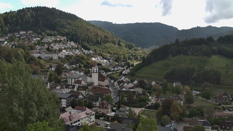 Dieses Bild zeigt eine Webcam-Aufnahme von Ottenhöfen, aufgenommen am Freitag, den 02.10.2026 um 14:20 Uhr