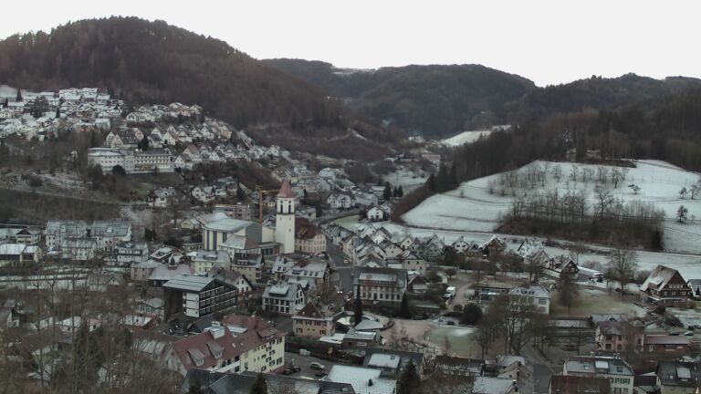 Dieses Bild zeigt eine Webcam-Aufnahme von Ottenhöfen, aufgenommen am Mittwoch, den 31.12.2025 um 08:10 Uhr