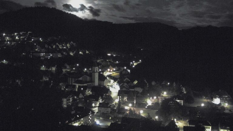 Dieses Bild zeigt eine Webcam-Aufnahme von Ottenhöfen, aufgenommen am Mittwoch, den 03.06.2026 um 01:30 Uhr