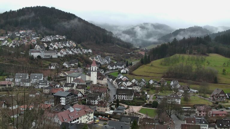 Dieses Bild zeigt eine Webcam-Aufnahme von Ottenhöfen, aufgenommen am Dienstag, den 24.02.2026 um 15:30 Uhr