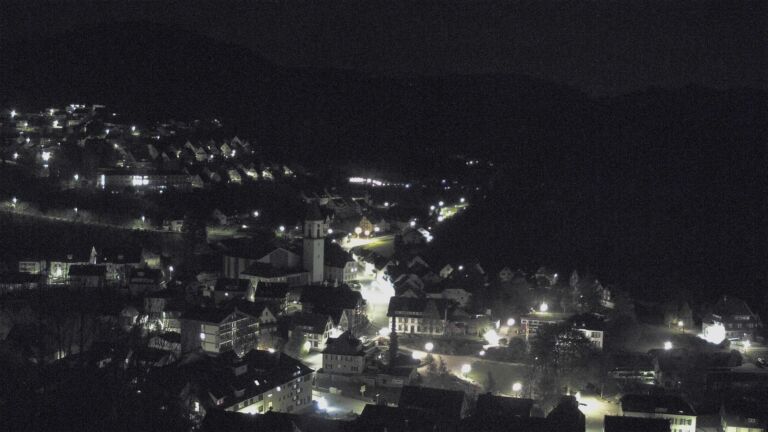 Dieses Bild zeigt eine Webcam-Aufnahme von Ottenhöfen, aufgenommen am Samstag, den 18.04.2026 um 00:00 Uhr