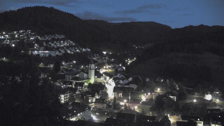 Dieses Bild zeigt eine Webcam-Aufnahme von Ottenhöfen, aufgenommen am Donnerstag, den 14.05.2026 um 22:00 Uhr
