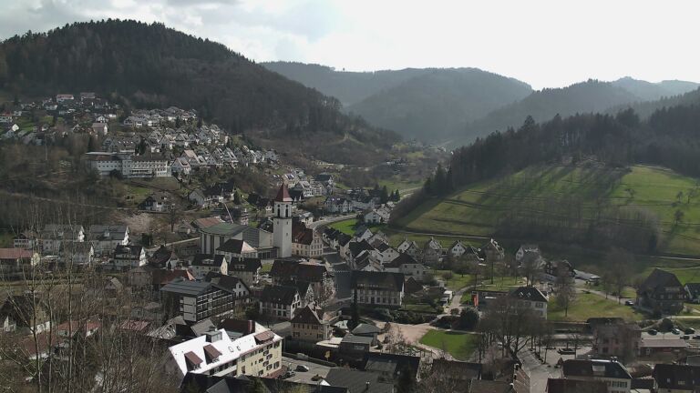 Dieses Bild zeigt eine Webcam-Aufnahme von Ottenhöfen, aufgenommen am Montag, den 09.03.2026 um 14:00 Uhr