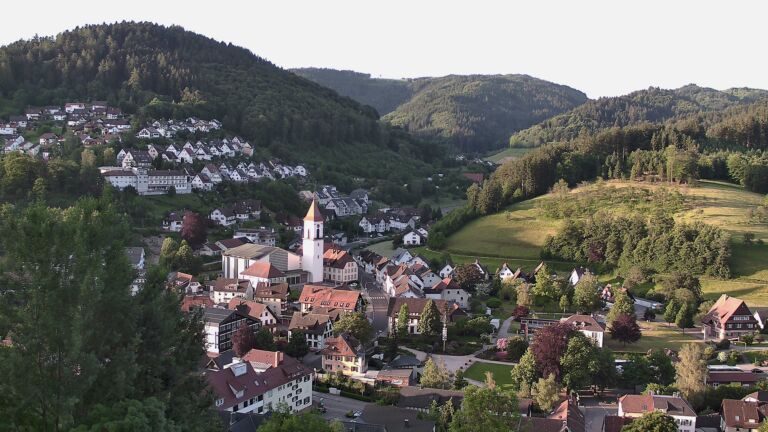 Dieses Bild zeigt eine Webcam-Aufnahme von Ottenhöfen, aufgenommen am Donnerstag, den 28.05.2026 um 06:40 Uhr