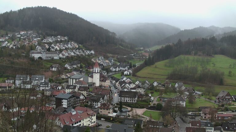 Dieses Bild zeigt eine Webcam-Aufnahme von Ottenhöfen, aufgenommen am Samstag, den 04.04.2026 um 09:20 Uhr