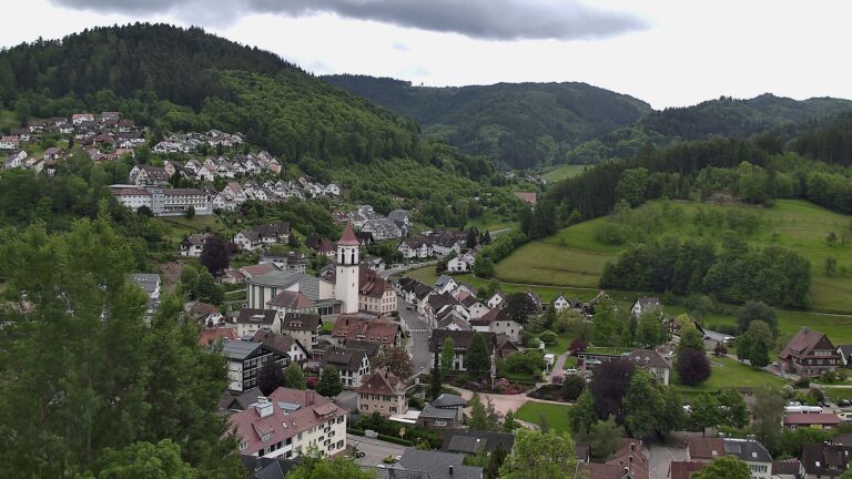 Dieses Bild zeigt eine Webcam-Aufnahme von Ottenhöfen, aufgenommen am Mittwoch, den 20.05.2026 um 11:40 Uhr