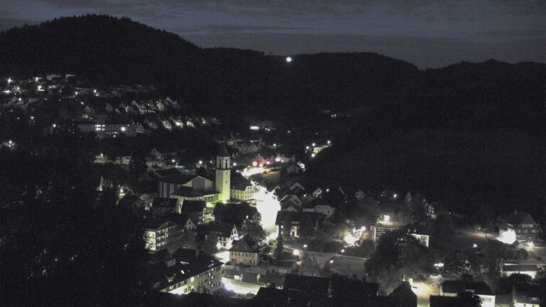 Dieses Bild zeigt eine Webcam-Aufnahme von Ottenhöfen, aufgenommen am Montag, den 24.08.2026 um 05:30 Uhr