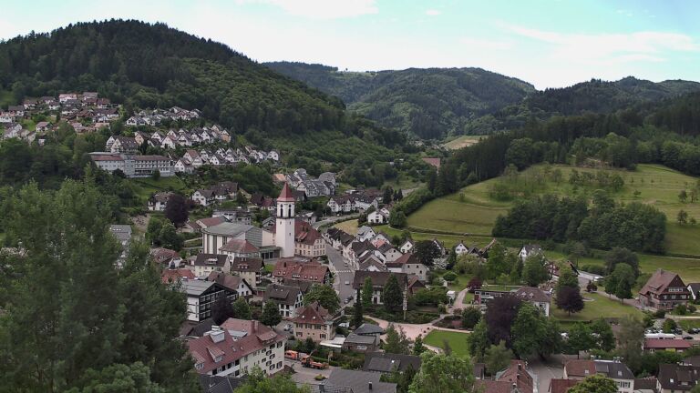 Dieses Bild zeigt eine Webcam-Aufnahme von Ottenhöfen, aufgenommen am Dienstag, den 02.06.2026 um 11:30 Uhr
