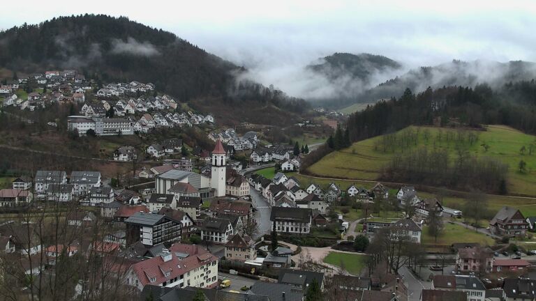 Dieses Bild zeigt eine Webcam-Aufnahme von Ottenhöfen, aufgenommen am Dienstag, den 24.02.2026 um 14:20 Uhr