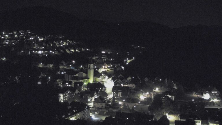 Dieses Bild zeigt eine Webcam-Aufnahme von Ottenhöfen, aufgenommen am Freitag, den 04.09.2026 um 22:00 Uhr