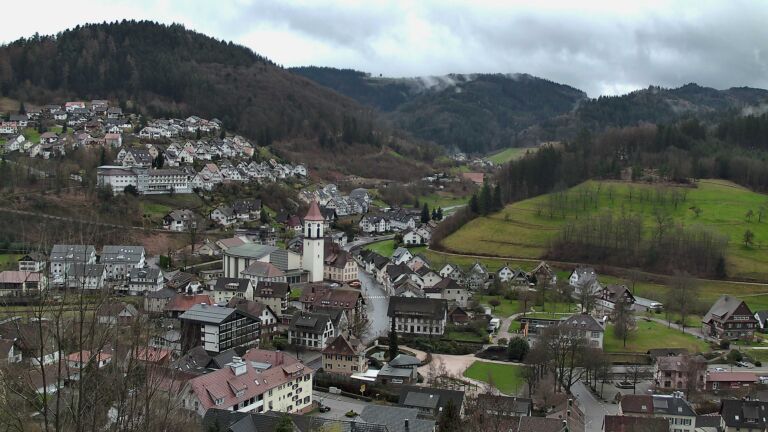 Dieses Bild zeigt eine Webcam-Aufnahme von Ottenhöfen, aufgenommen am Samstag, den 14.03.2026 um 14:30 Uhr