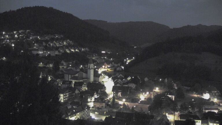 Dieses Bild zeigt eine Webcam-Aufnahme von Ottenhöfen, aufgenommen am Freitag, den 31.07.2026 um 05:00 Uhr