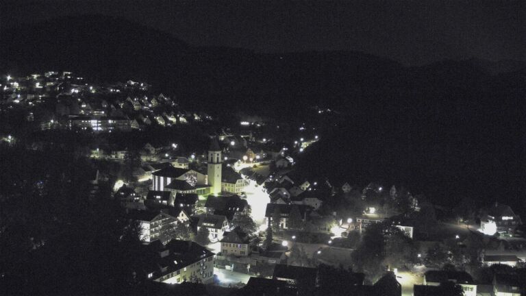 Dieses Bild zeigt eine Webcam-Aufnahme von Ottenhöfen, aufgenommen am Freitag, den 02.10.2026 um 21:30 Uhr