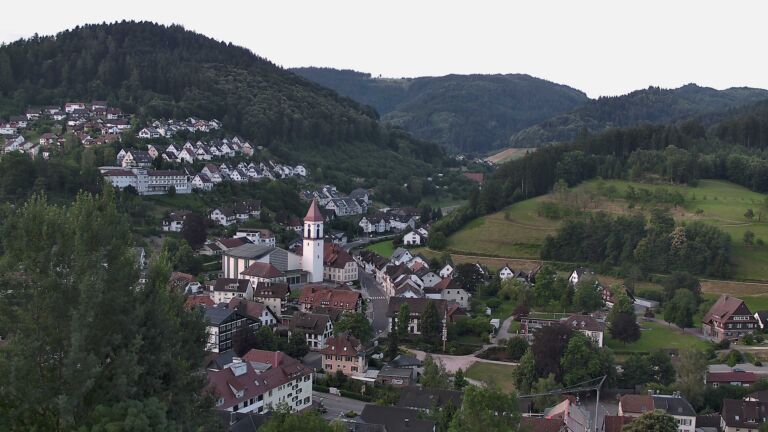 Dieses Bild zeigt eine Webcam-Aufnahme von Ottenhöfen, aufgenommen am Dienstag, den 30.06.2026 um 06:50 Uhr