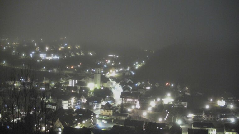 Dieses Bild zeigt eine Webcam-Aufnahme von Ottenhöfen, aufgenommen am Montag, den 22.12.2025 um 17:30 Uhr