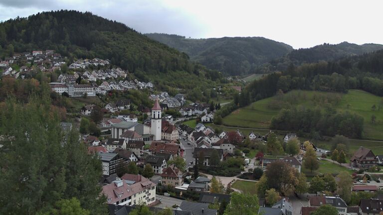 Dieses Bild zeigt eine Webcam-Aufnahme von Ottenhöfen, aufgenommen am Samstag, den 24.10.2026 um 14:40 Uhr