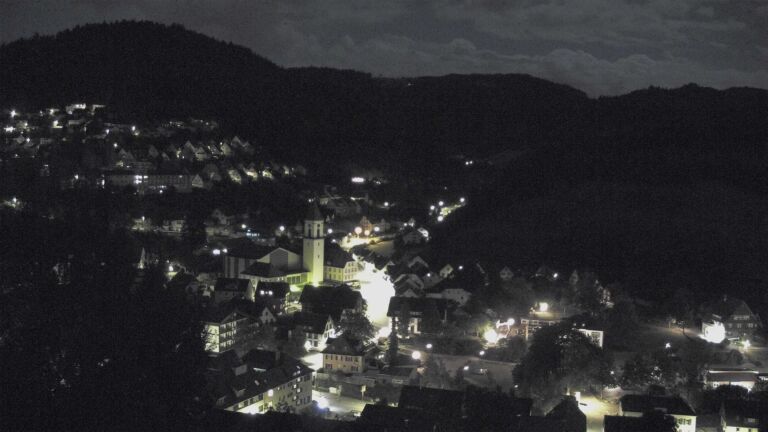 Dieses Bild zeigt eine Webcam-Aufnahme von Ottenhöfen, aufgenommen am Dienstag, den 01.09.2026 um 05:30 Uhr