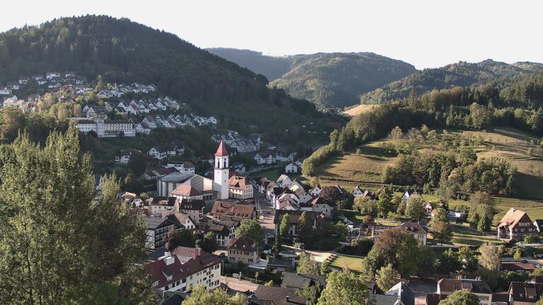 Dieses Bild zeigt eine Webcam-Aufnahme von Ottenhöfen, aufgenommen am Sonntag, den 06.09.2026 um 08:40 Uhr