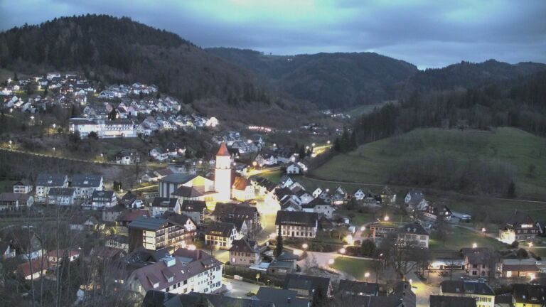 Dieses Bild zeigt eine Webcam-Aufnahme von Ottenhöfen, aufgenommen am Montag, den 16.03.2026 um 19:00 Uhr
