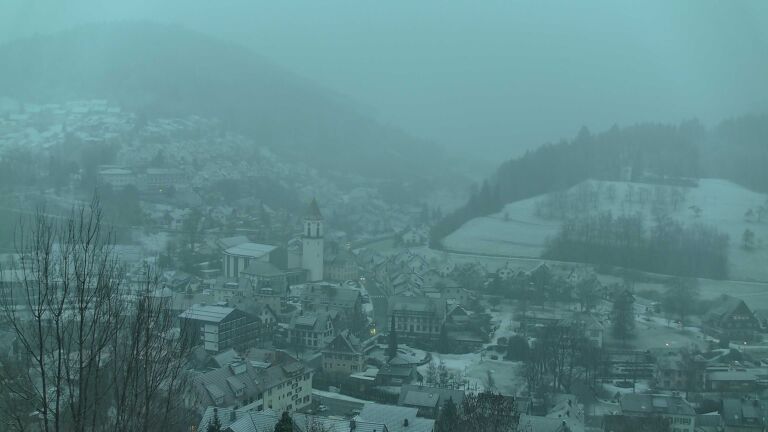 Dieses Bild zeigt eine Webcam-Aufnahme von Ottenhöfen, aufgenommen am Samstag, den 10.01.2026 um 08:30 Uhr