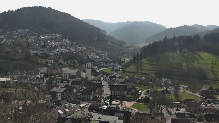 Dieses Bild zeigt eine Webcam-Aufnahme von Ottenhöfen, aufgenommen am Dienstag, den 10.03.2026 um 12:00 Uhr