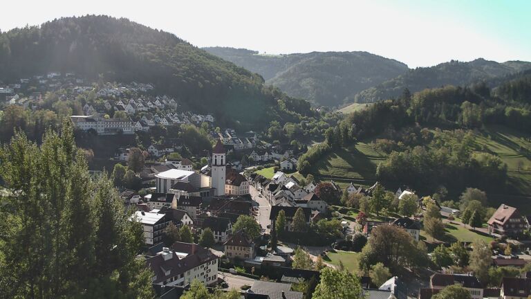 Dieses Bild zeigt eine Webcam-Aufnahme von Ottenhöfen, aufgenommen am Montag, den 12.10.2026 um 11:00 Uhr
