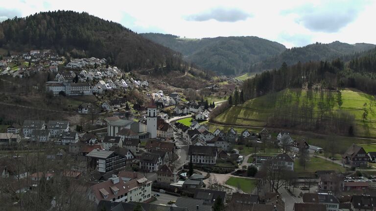 Dieses Bild zeigt eine Webcam-Aufnahme von Ottenhöfen, aufgenommen am Sonntag, den 01.03.2026 um 12:40 Uhr